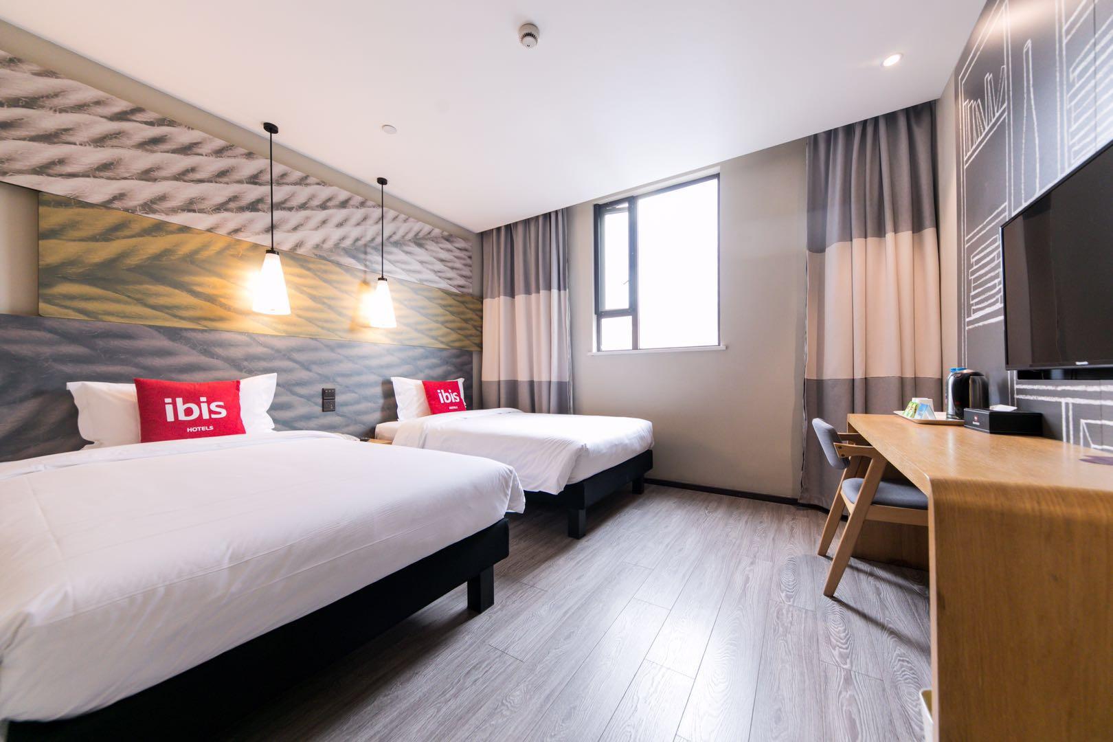 Ibis Shanghai Gubei Екстер'єр фото