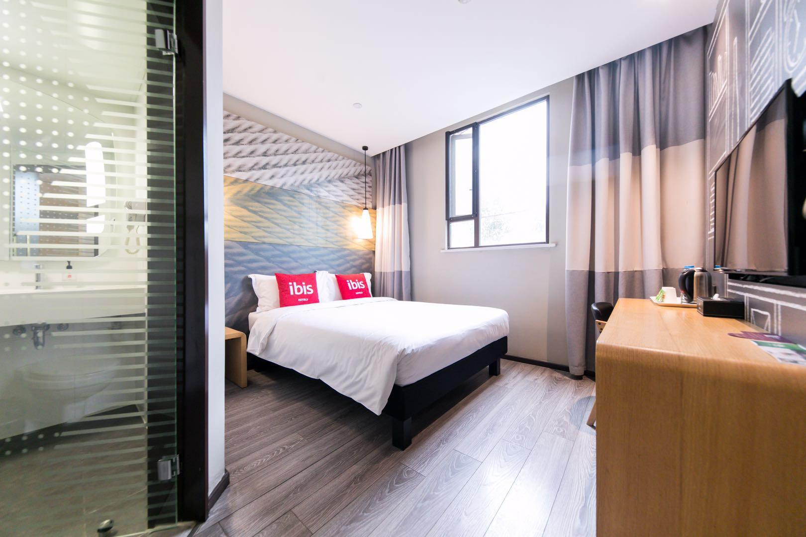Ibis Shanghai Gubei Екстер'єр фото