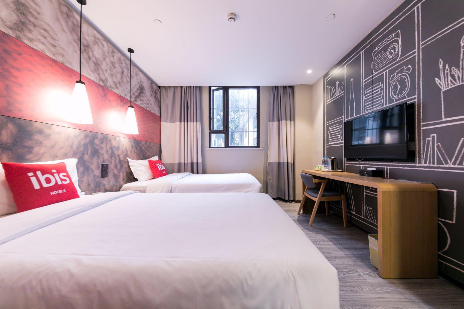 Ibis Shanghai Gubei Екстер'єр фото