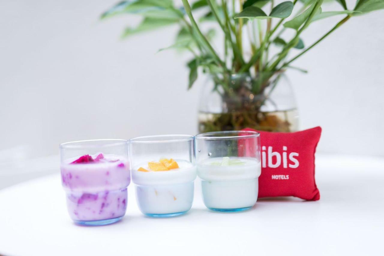 Ibis Shanghai Gubei Екстер'єр фото