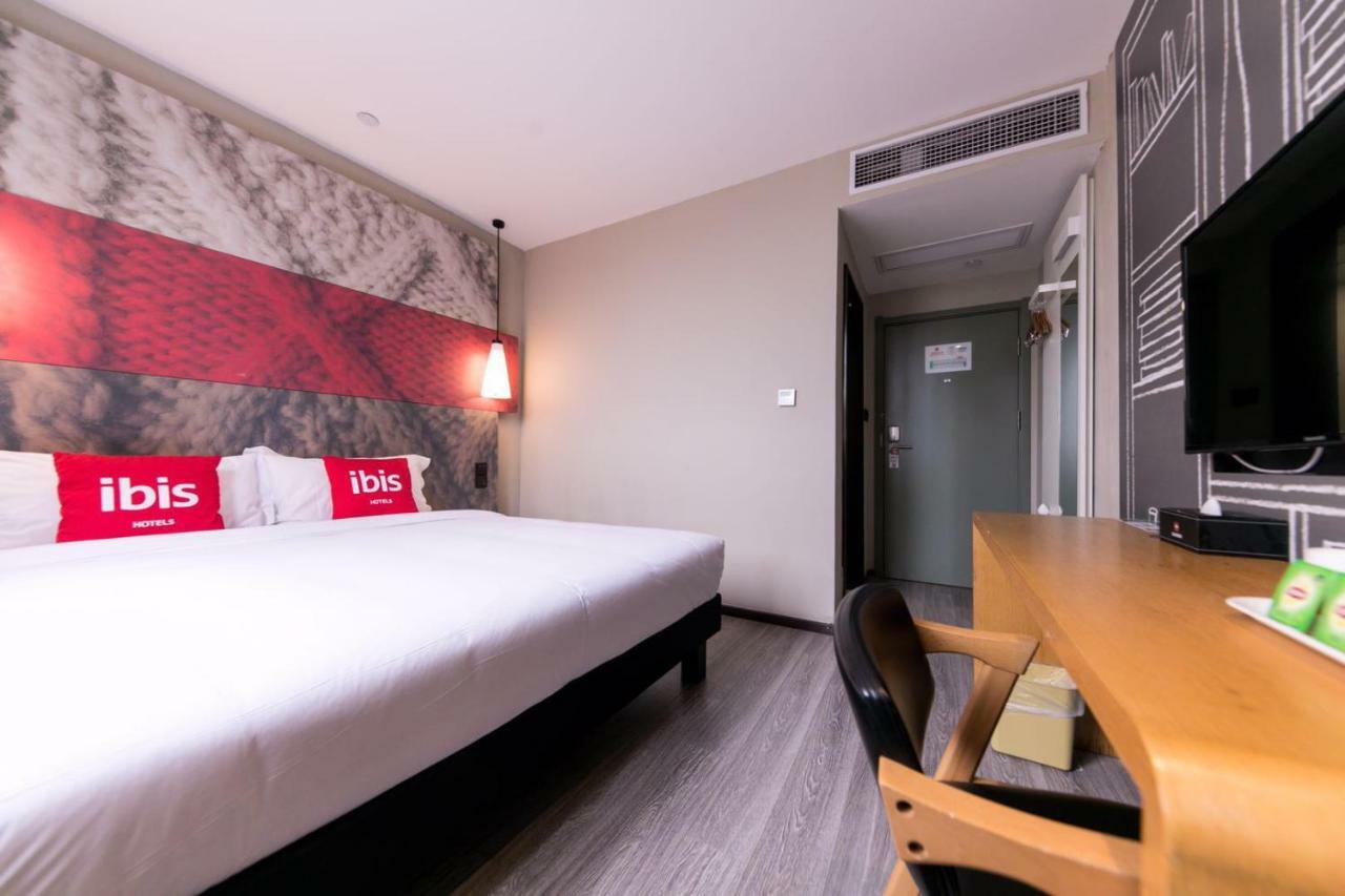 Ibis Shanghai Gubei Екстер'єр фото
