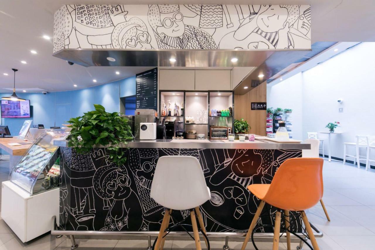 Ibis Shanghai Gubei Екстер'єр фото